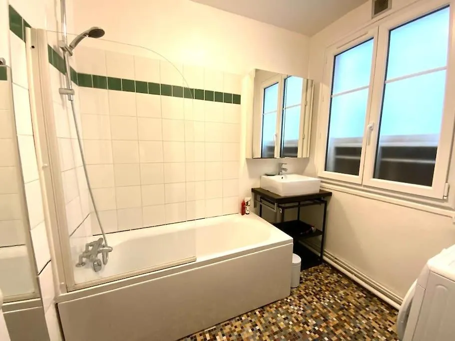 Beau 2P Au Pied De Montmartre Apartment Paris