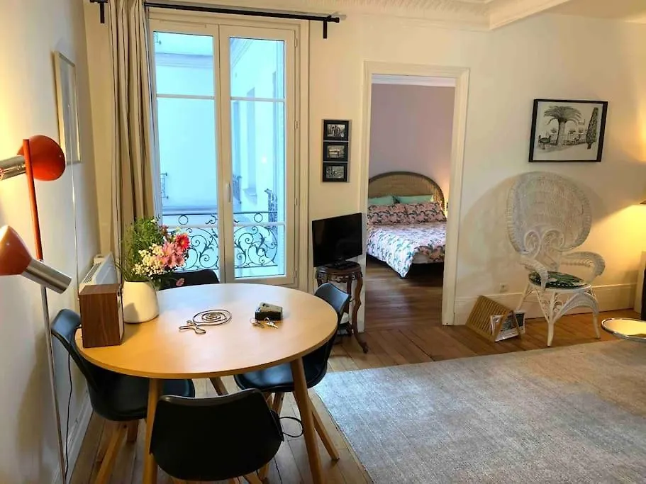 Beau 2P Au Pied De Montmartre location